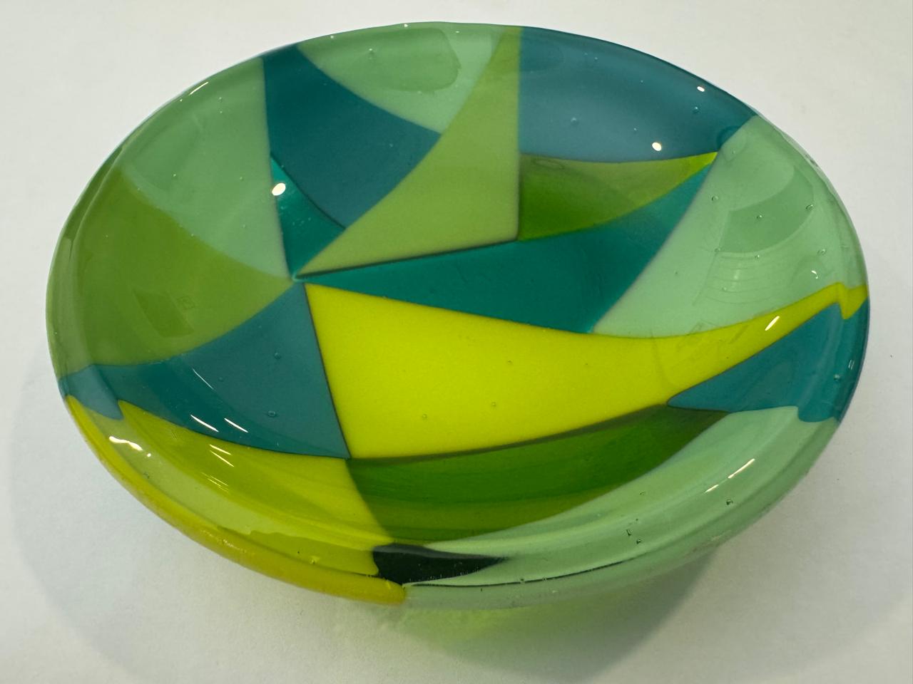 Platón de vidrio decorativo "Tramos"