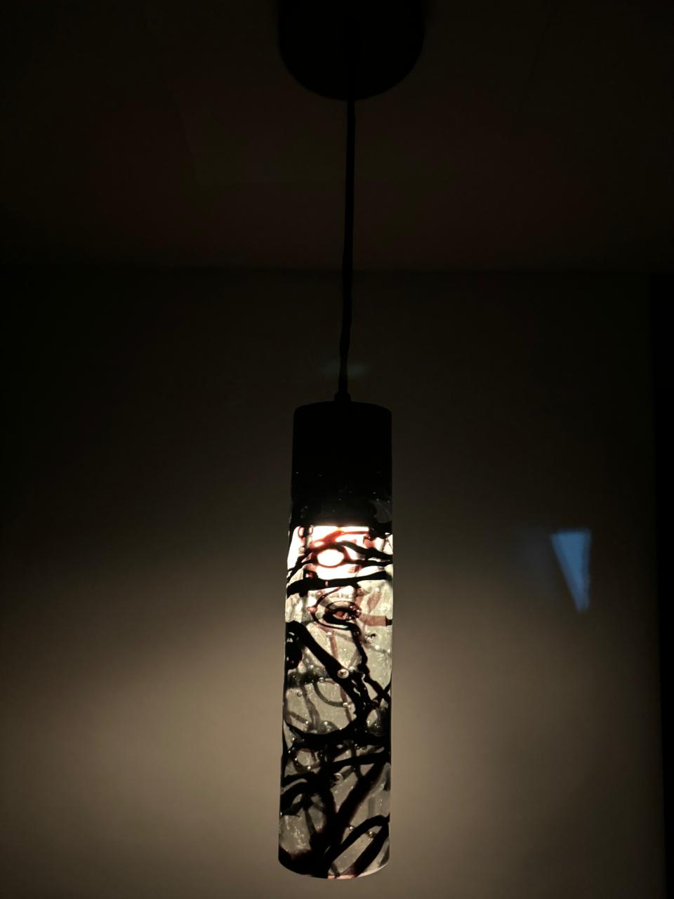 Lampara colgante de vidrio "Scribbles"